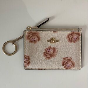 Coach retail zipper card holder